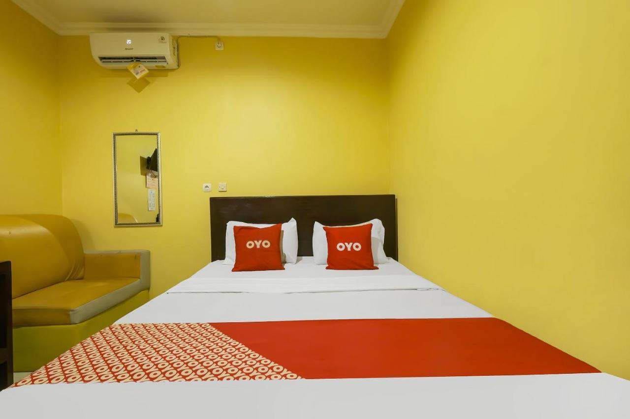 Oyo 92483 Hotel Kirana Salatiga Esterno foto